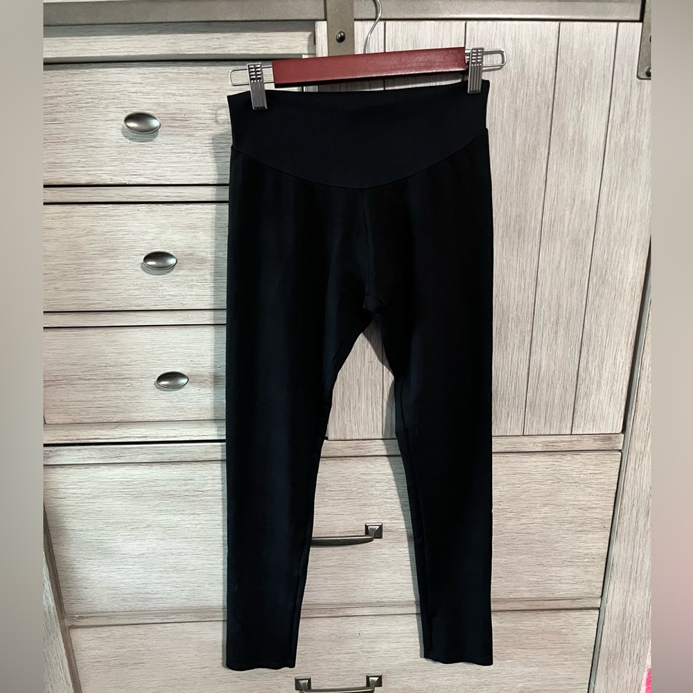 Bella Vida Maternity Small Black Leggings